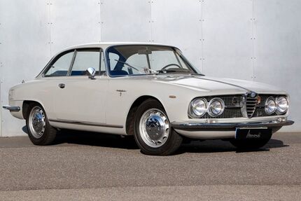 Alfa Romeo Sprint 83.032 km 36.900 &euro; Düsseldorf 40591