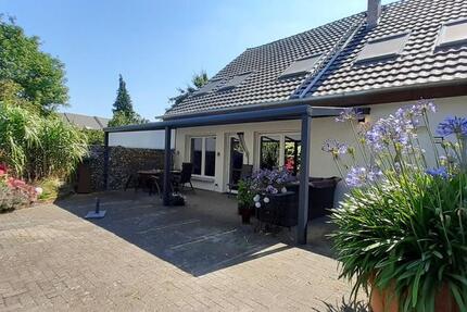 Haus Neukirchen-Vluyn Vluyn - 5 Zimmer, 226 m&sup2;, 860.000&euro; | Angebot:27479945