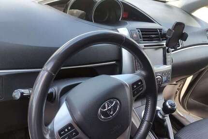 Toyota Verso 276.120 km 3.950 &euro; Krefeld 47805