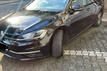 VW Golf 133.000 km 13.600 &euro; Neuss 41460