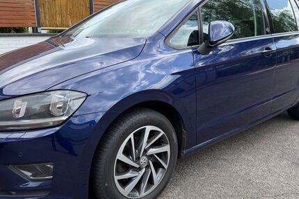 VW Golf Sportsvan 115.600 km 9.900 &euro; Krefeld 47804