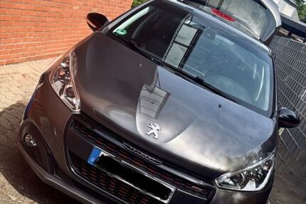 Peugeot 208 91.500 km 8.990 &euro; Mönchengladbach 41069