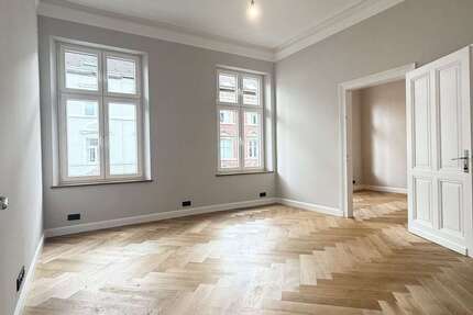 Wohnung Düsseldorf Unterbilk - 3 Zimmer, 70 m&sup2;, 1.750&euro; | Angebot:27327365