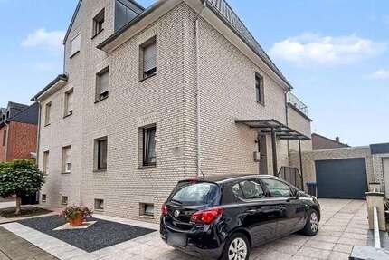 Haus Mönchengladbach Süd - 8 Zimmer, 141 m&sup2;, 299.000&euro; | Angebot:27469533