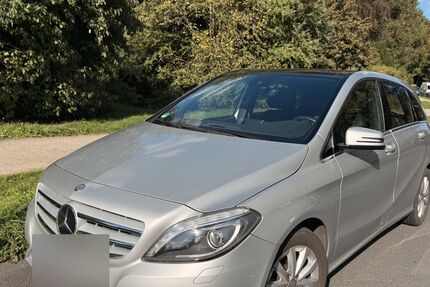 Mercedes-Benz B 200 49.400 km 13.990 &euro; Düsseldorf 40625