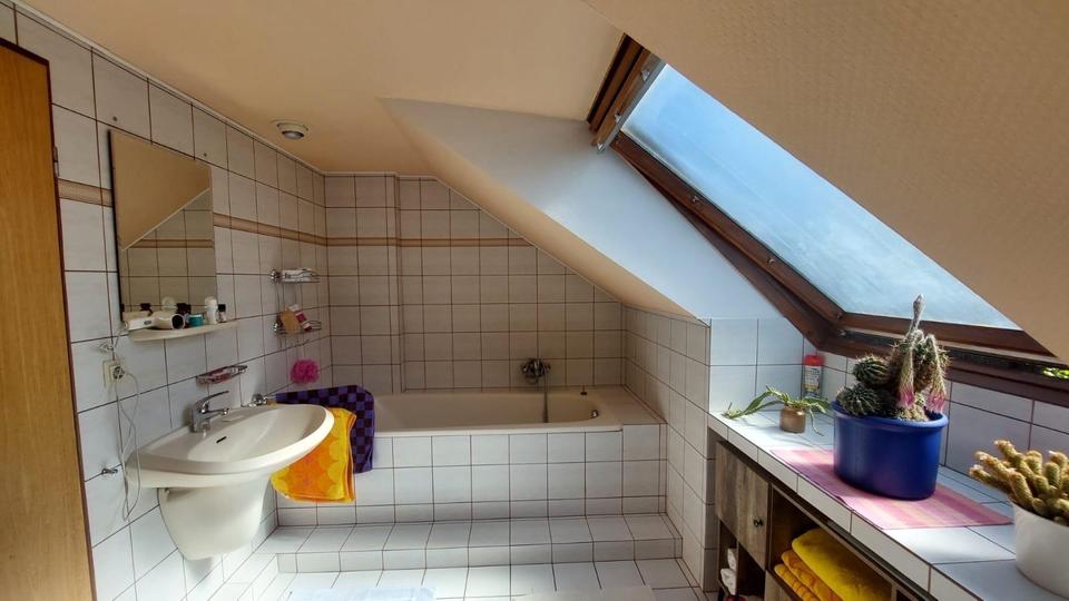 Einfamilienhaus Wegberg - 8 Zimmer, 211 m&sup2;, 485.000&euro; | Angebot:26375214