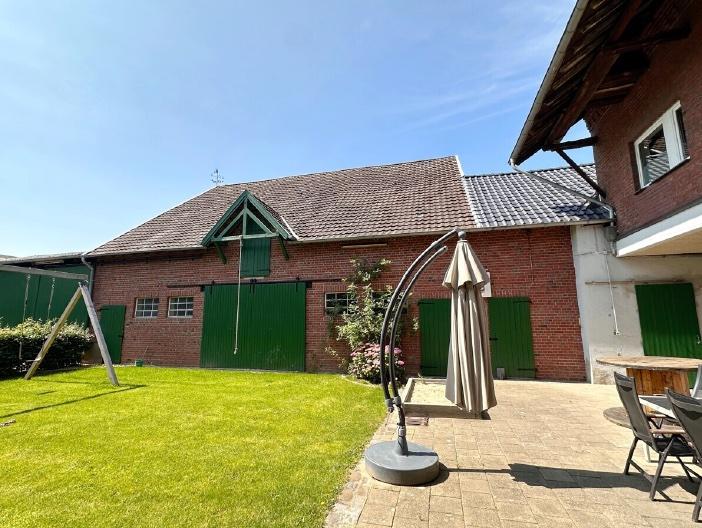 Bauernhaus, Landhaus Wegberg - 7 Zimmer, 240 m&sup2;, 785.000&euro; | Angebot:26492004