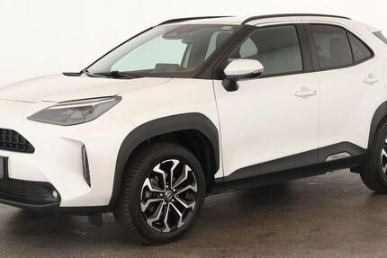 Toyota Yaris Cross 33.100 km 22.984 &euro; Düsseldorf 40233