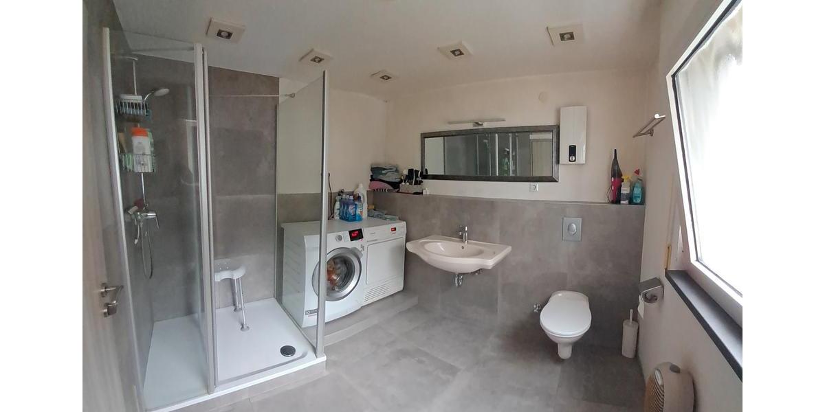 Reihenhaus Grevenbroich Neuenhausen - 5 Zimmer, 151 m&sup2;, 279.000&euro; | Angebot:27457305