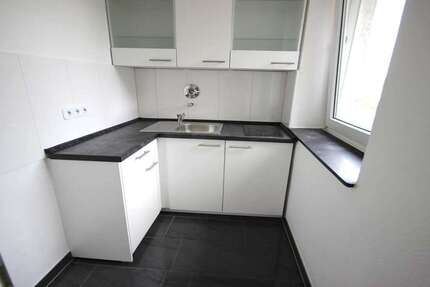 Wohnung Mönchengladbach Süd - 2 Zimmer, 43 m&sup2;, 390&euro; | Angebot:27480711