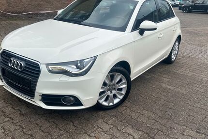 Audi A1 125.597 km 7.990 &euro; Düsseldorf 40597