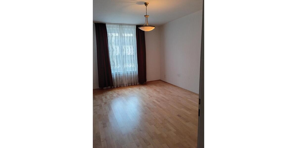 Etagenwohnung Düsseldorf Stadtbezirk 3 - 3 Zimmer, 68 m&sup2;, 300.000&euro; | Angebot:27257391