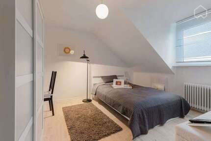 Zimmer Düsseldorf Unterrath - 2 Zimmer, 980&euro; | Angebot:17017928