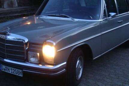 Mercedes-Benz 250 113.000 km 25.000 &euro; Düsseldorf, Stadt 40625