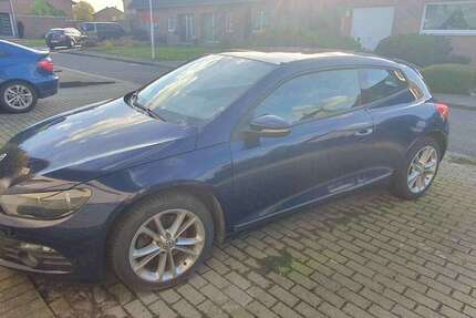 VW Scirocco 44.000 km 10.900 &euro; Grefrath, Sport- und Freizeitgemeinde 47929