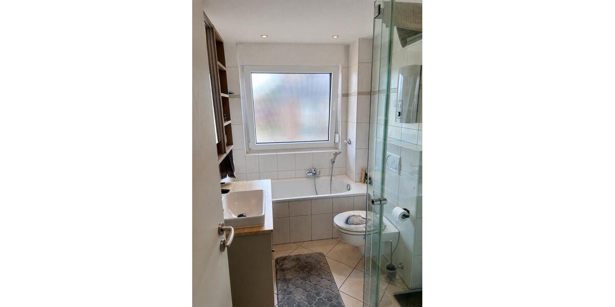 Etagenwohnung Düsseldorf Stadtbezirk 9 - 3 Zimmer, 77 m&sup2;, 329.000&euro; | Angebot:27496400