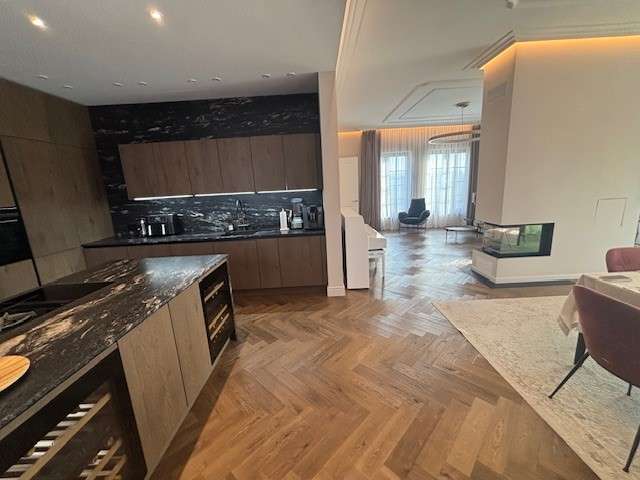 Einfamilienhaus Mönchengladbach West - 7 Zimmer, 271 m&sup2;, 1.875.000&euro; | Angebot:27409761