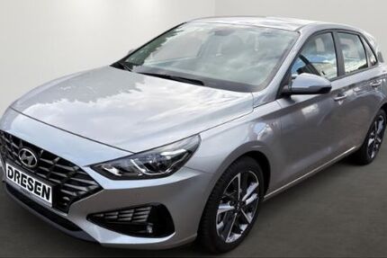 Hyundai i30 10.100 km 17.450 &euro; Neuss 41464