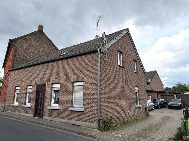Einfamilienhaus Nettetal - 6 Zimmer, 180 m&sup2;, 249.000&euro; | Angebot:27016698