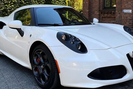 Alfa Romeo 4C 23.047 km 64.500 &euro; Düsseldorf 40472