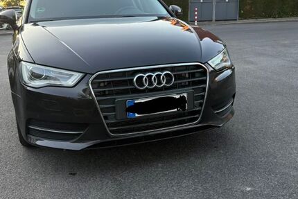 Audi A3 157.000 km 11.000 &euro; Düsseldorf 40470