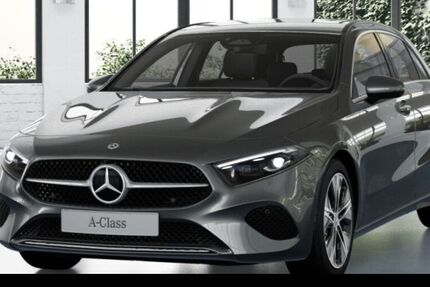 Mercedes-Benz A 180 3.820 km 32.990 &euro; Düsseldorf 40470