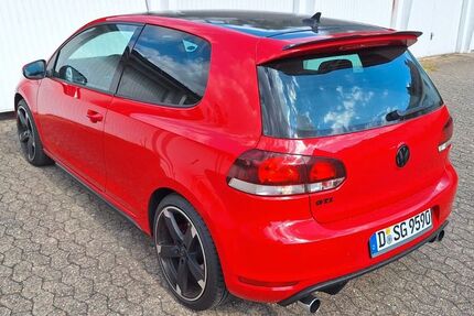 VW Golf 30.000 km 6.900 &euro; Düsseldorf 40549
