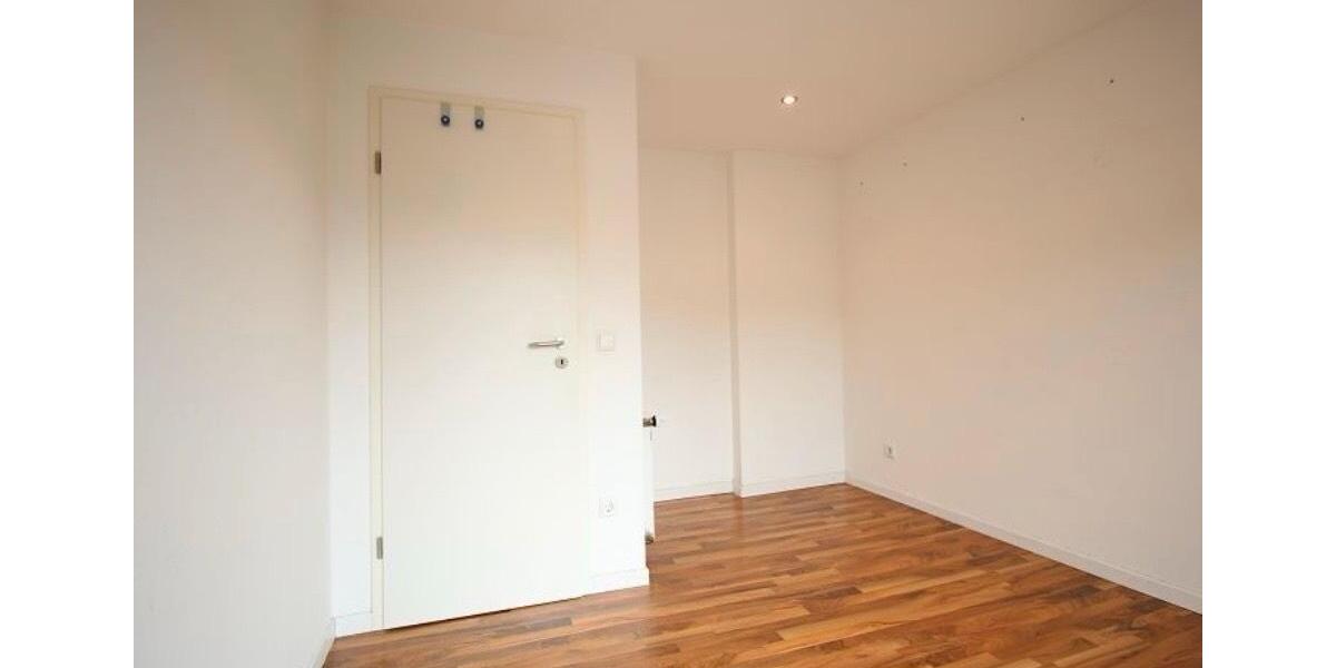 Maisonettenwohnung Krefeld Cracau - 4 Zimmer, 123 m&sup2;, 300.000&euro; | Angebot:27453454