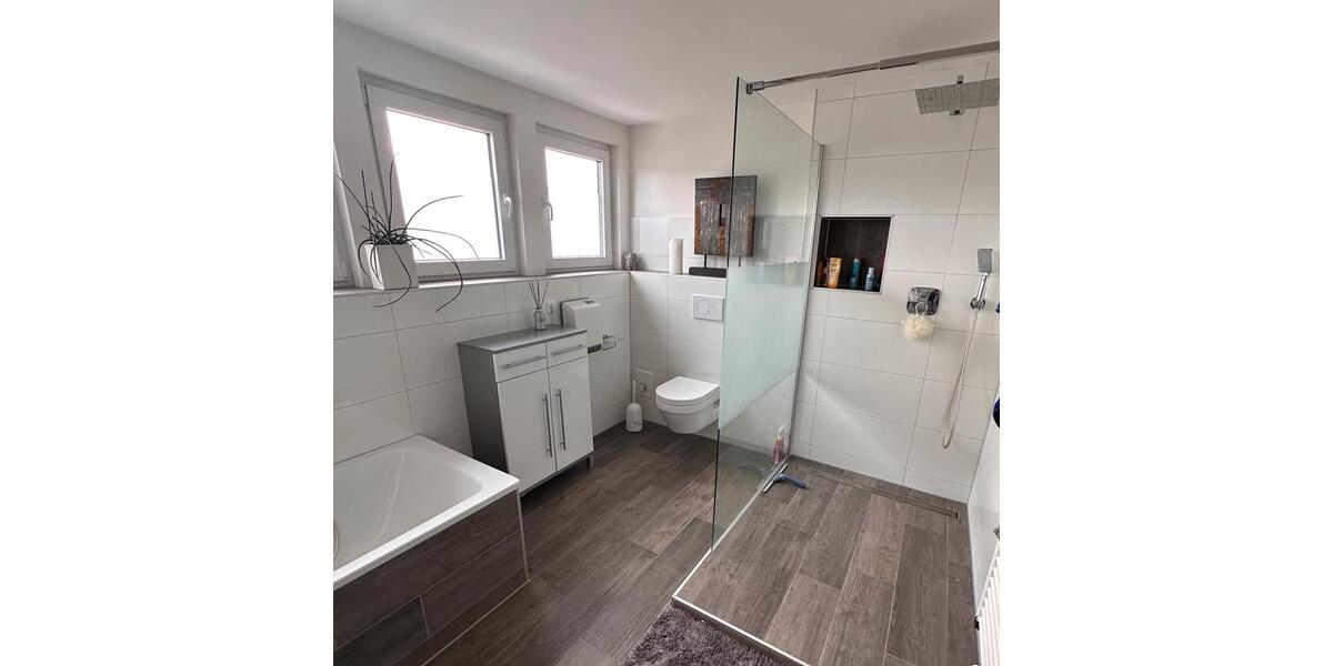 Doppelhaushälfte Brüggen - 3 Zimmer, 123 m&sup2;, 392.000&euro; | Angebot:27430295