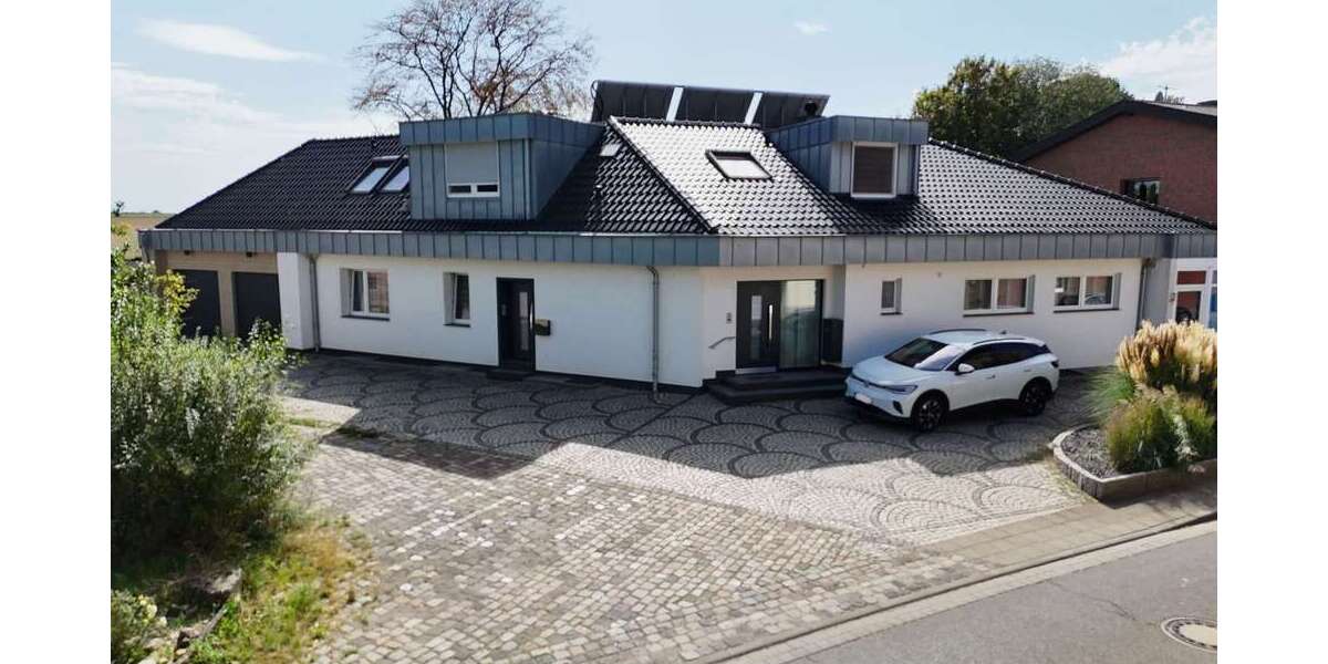 Einfamilienhaus Jüchen - 9 Zimmer, 263 m&sup2;, 825.000&euro; | Angebot:27359176