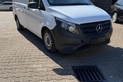 Mercedes-Benz Vito 133.470 km 9.490 &euro; Düsseldorf 40597