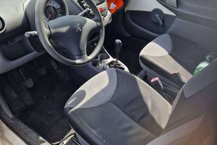 Peugeot 107 235.600 km 490 &euro; Mönchengladbach, Stadt 41063