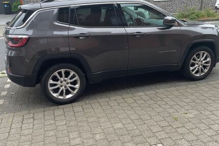 Jeep Compass 27.000 km 19.500 &euro; Jüchen 41363