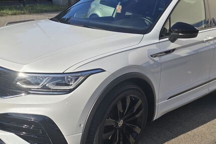 VW Tiguan 82.000 km 26.990 &euro; Düsseldorf 40472