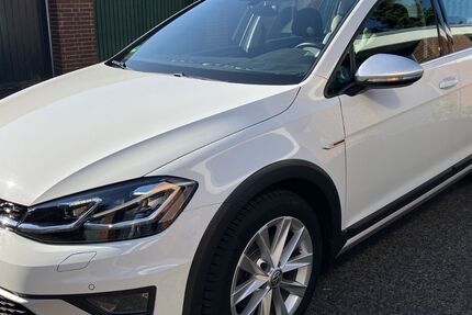 VW Golf 90.000 km 19.800 &euro; Neuss 41466