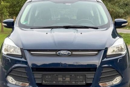 Ford Kuga 113.500 km 6.950 &euro; Neuss 41466