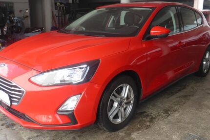 Ford Focus 63.000 km 12.950 &euro; Düsseldorf 40223