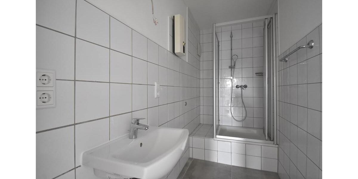 Etagenwohnung Mönchengladbach - 3 Zimmer, 96 m&sup2;, 850&euro; | Angebot:23148168