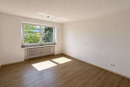 Wohnung Krefeld-Stadtmitte Stadtmitte - 3 Zimmer, 88 m&sup2;, 750&euro; | Angebot:27410064