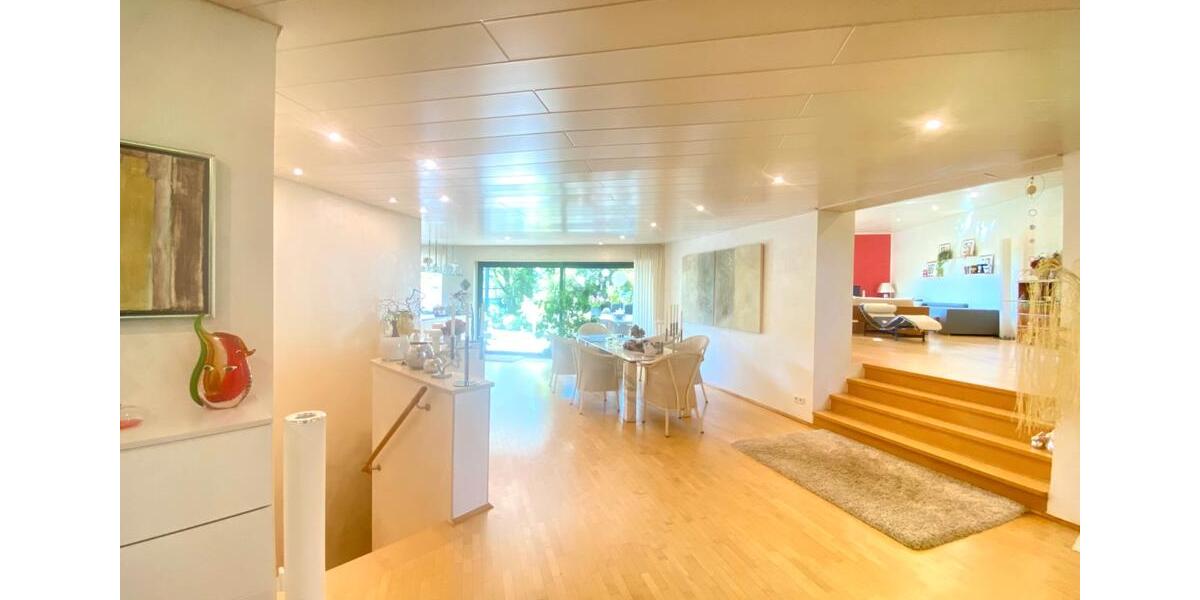 Bungalow Mönchengladbach Nord - 7 Zimmer, 260 m&sup2;, 1.200.000&euro; | Angebot:27194844
