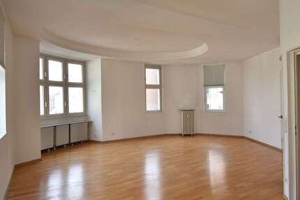 Wohnung Düsseldorf Oberkassel - 3 Zimmer, 139 m&sup2;, 2.500&euro; | Angebot:27332034