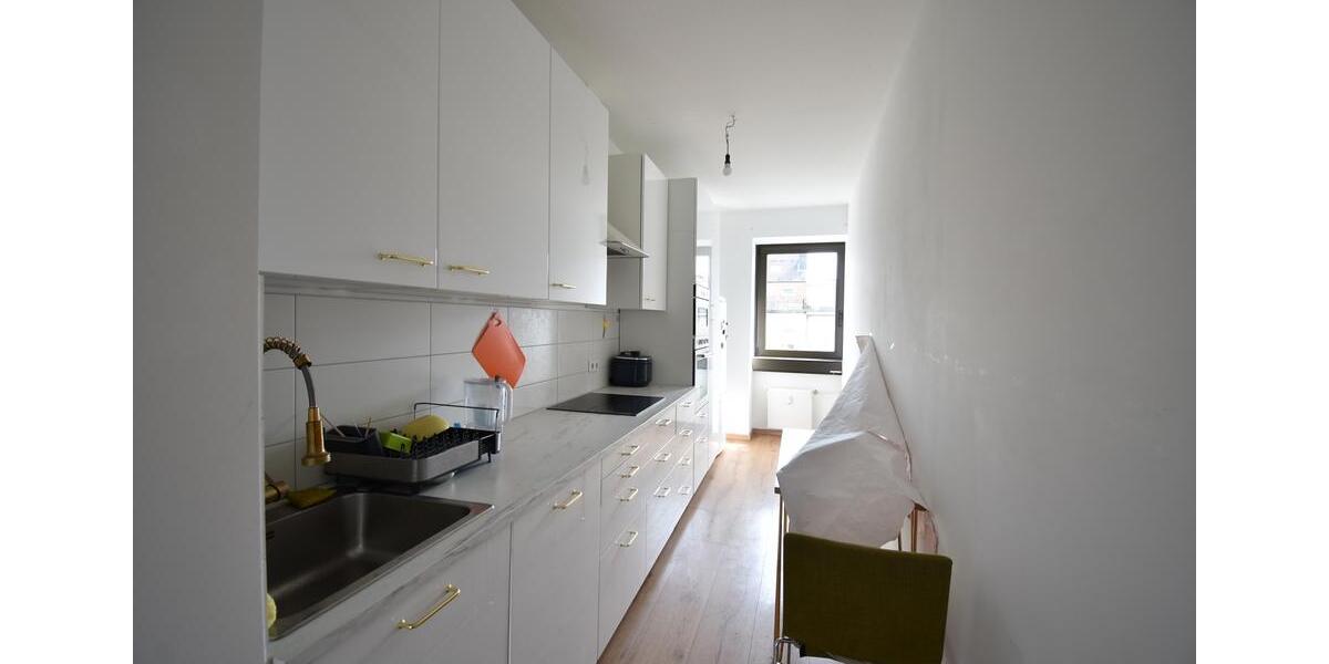 Etagenwohnung Düsseldorf Stadtbezirk 2 - 3 Zimmer, 90 m&sup2;, 1.360&euro; | Angebot:23769123