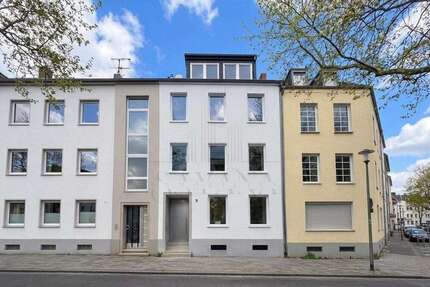 Haus Mönchengladbach - 7 Zimmer, 165 m&sup2;, 489.000&euro; | Angebot:27017219