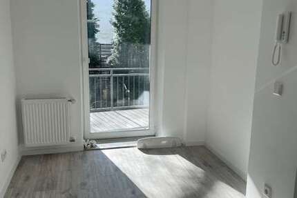 Wohnung Düsseldorf Pempelfort - 3 Zimmer, 91 m&sup2;, 1.370&euro; | Angebot:27475553