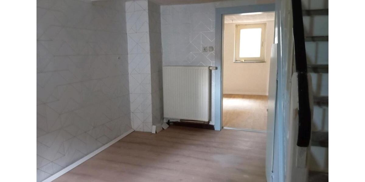 Reihenhaus Wegberg - 5 Zimmer, 120 m&sup2;, 120.000&euro; | Angebot:27302207