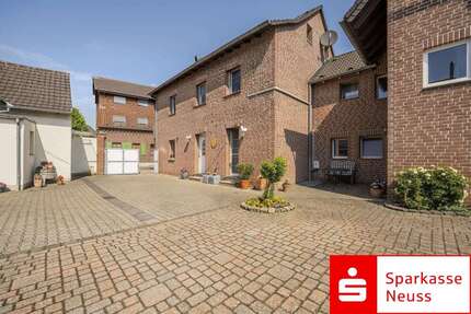 Haus Rommerskirchen - 7 Zimmer, 191 m&sup2;, 549.000&euro; | Angebot:26997522