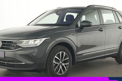VW Tiguan 3.679 km 29.449 &euro; Neuss 41460