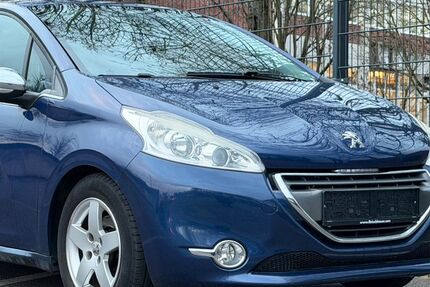 Peugeot 208 91.544 km 5.490 &euro; Mönchengladbach 41068