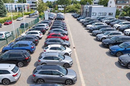 VW Golf 35.681 km 15.490 &euro; Neuss 41469