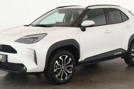 Toyota Yaris Cross 22.300 km 23.484 &euro; Düsseldorf 40233